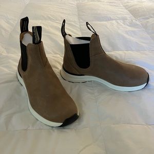 Blundstone boot active taupe sz9